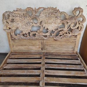 Handmade Carved Bed Frame Solid Mango Wood Home Decor Sun Flower Bed Frame Bedroom Bed Frame