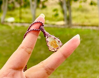 Collier pendentif macramé Matrix en calcédoine, bijoux en macramé Matrix en calcédoine, bijoux unisexes en cristal macramé, bijoux en cristal de Bohème