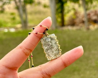 Collana Macrame con perline di quarzo rutilo nero, Gioielli Macrame di quarzo rutilo nero, Gioielli in cristallo Macrame, Gioielli in pietre preziose Boho