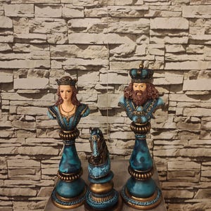 Dekorative Schachfiguren Einzigartige Vintage-Stil Schachfiguren Regal und Tablet Top Skulptur Dekor Geschenk
