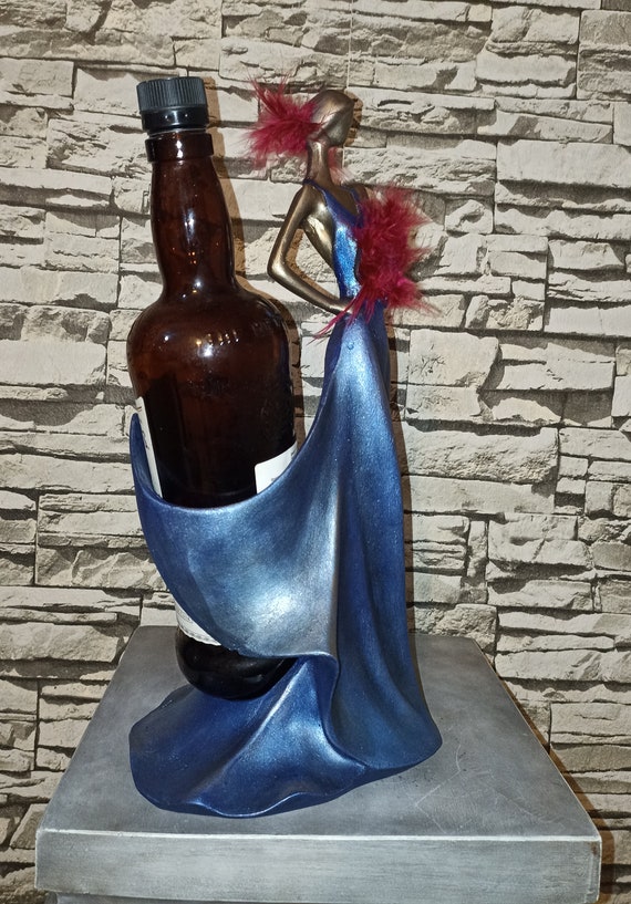 女性の彫刻デザイン ワインラック レディ彫刻ワインラック：モダンなホームデコレーション（16x13x34 cm