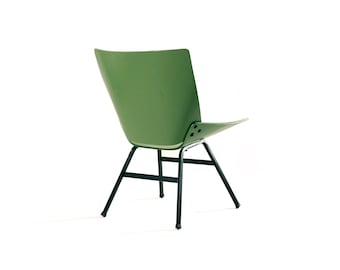 Shell Chair low olive / restored /  1956 / designer Niko Kralj / Stol Kamnik / Slovenia / Yugoslavia / low / green wood / moma chair