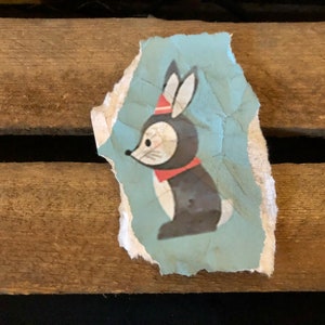 Bunny on the left piece of wallpaper &quot;Bunker - children&#39;s room&quot; - replica of the Netflix Dark series, fan article printed climate-neutral