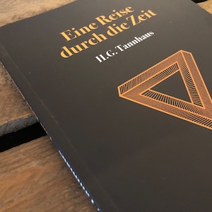 Notebook “A Journey Through Time” H. G. Tannhaus – Replica of the Netflix Dark series, fan article printed climate-neutrally