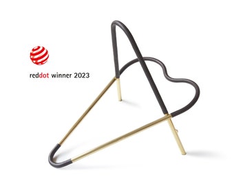 Stojak na wiolonczelę HARMONY – nagradzany oryginał | Finalny element