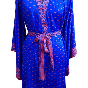 Vintage Silk Kimono Long Kimono Resort wear Dress Beautiful Silk kimono Long Kimono Soft Silk Fabric Gift for Her Boho Soft Silk Kimono,