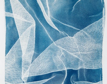 Cyanotype "Materiaal 3", staand formaat, 24 x 30 cm, aquarelpapier 300 g/meter, uniek, monotype, handgemaakt