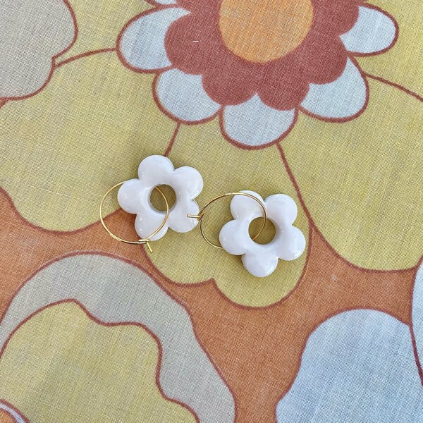 Boucles d’oreille All White