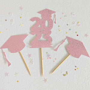 Cartão de formatura para filha com 3 toppers de cupcake