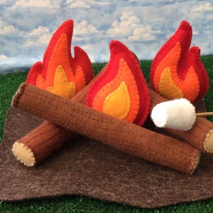 PDF Pattern - Felt Camp Fire Playset For Dolls DOWNLOAD  Sewing Pattern & Instructions