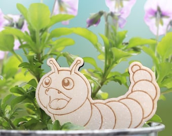 Funny plant marker caterpillar - Decorative wooden plant sign as a cute decoration for flower pots and houseplants