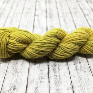 Yellow / green hand dyed wool, naturally dyed yarn, Italian wool, indie dyed wool, gift for knitter