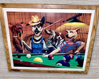 バービーケンウェルカムボードソファー Rare Vintage Dogs Playing Pool Billiards “8 Ball Corner Pocket
