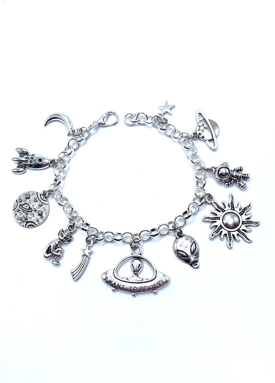 UFO Charm Bracelet Alien Sci-fi Extraterrestrial Charms - Etsy
