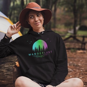 Wanderlust Northern Lights Hoodie, Camping Hoodie, Hiking Sweatshirt, Forest Sweatshirt, Nature Hoodie, Aurora Borealis Shirt, Northern Sky