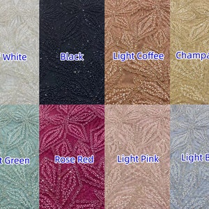 Puede incluir: Una carta de muestra que muestra diez colores diferentes de tela con cuentas. Los colores son blanco roto, negro, caf&eacute; claro, champ&aacute;n, verde menta, rojo rosa, rosa claro, azul claro, azul marino y azul real.