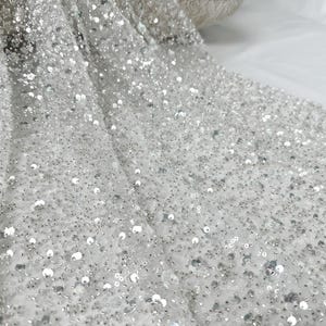 Weiß Schwere Pailletten-Blumen-Spitze-Gewebe,Perlen Tüll-Gewebe,DIY Kleid Tüll Stoff,Hochzeits-Abend-Kleid Tüll,Pailletten-Blumen-Mesh-Spitze