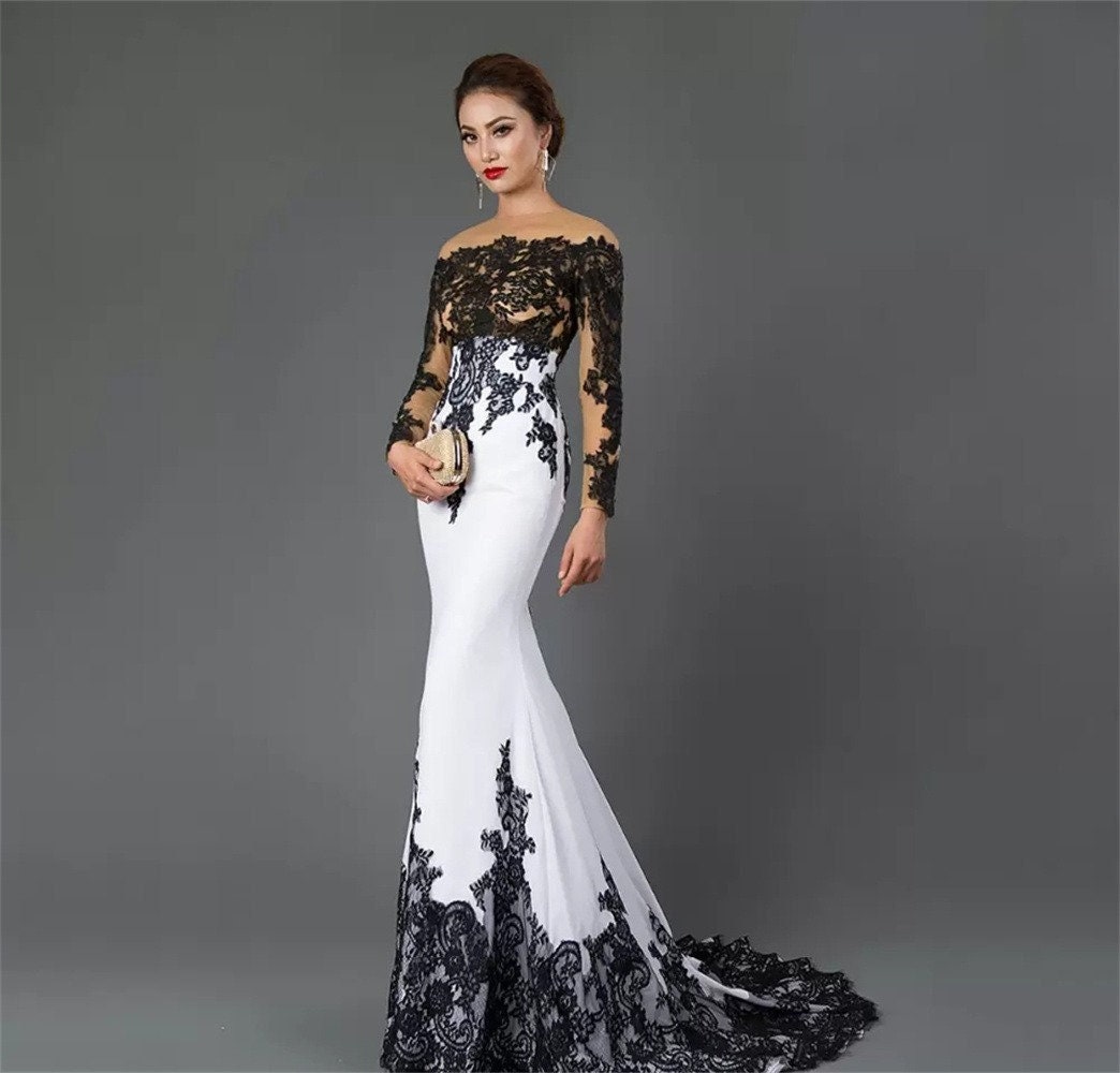 Elegant Spaghetti-Straps Black and White Prom Dress Long With Slit –  Ballbella