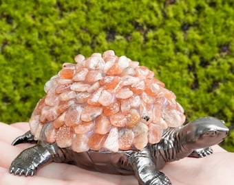 Handmade Sunstone Turtle Figurine: Black Metal, Crystal Sculpture