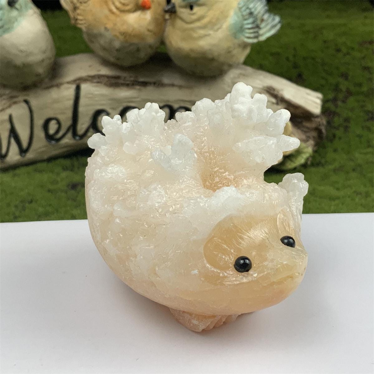 ハリネズミ　天然クリスタル生石　クラスター　彫物 ハリネズミ 水晶クラスター 中国 四川省産 水晶 クラスター