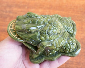 Feng Shui Green Jade Money Frog(JinChan) Hand-carved Golden Toad Home Decoration Housewarming Ornament Gifts