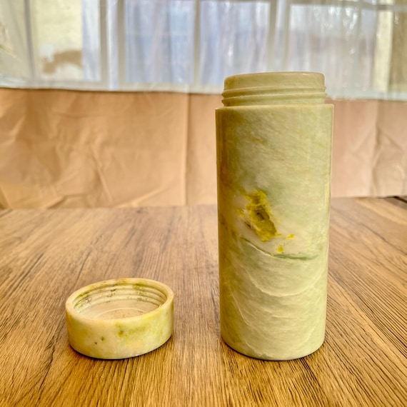 Hand-Carved Lantian Jade Tea Cup: Traditional Chinese Wellness Mug