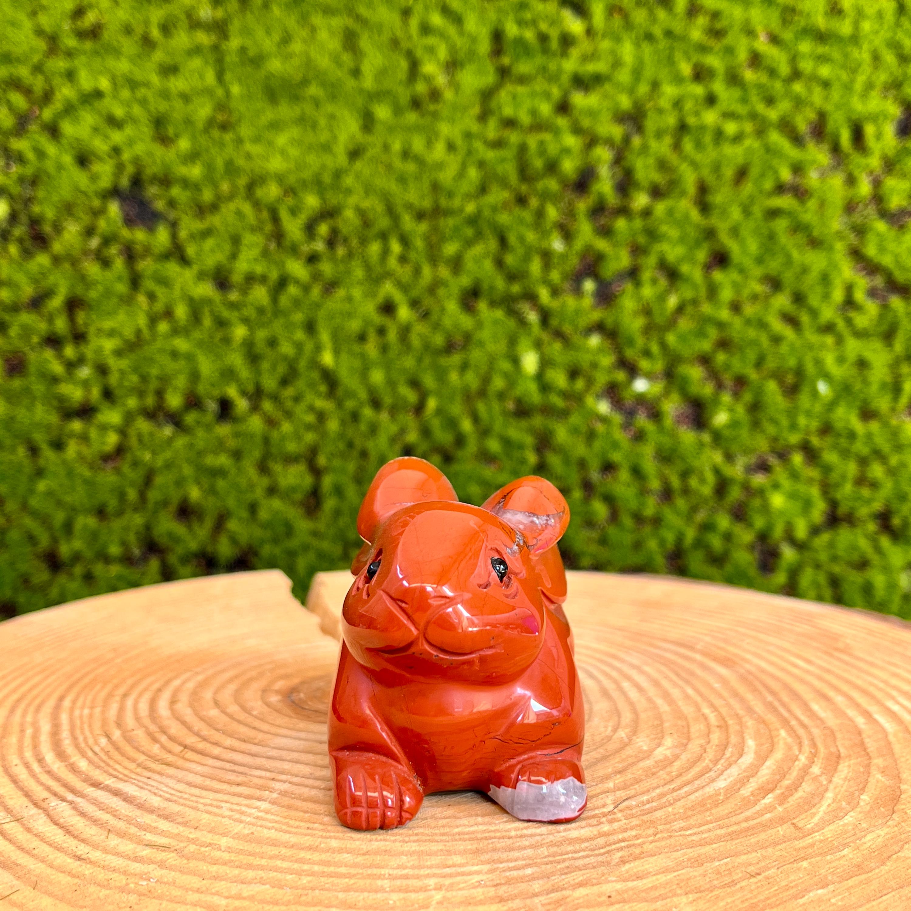 売切れ　　 兎　レッドジャスパー可愛い 売切れ 兎 レッドジャスパー可愛い 手彫りのレッドジャスパー製ウサギ