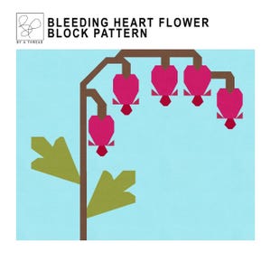 Puede incluir: Un diseño de patrón de bloques con una flor de corazón sangrante. La imagen muestra un fondo azul claro con un tallo y ramas marrones. Las flores son rosas con acentos rojos y las hojas son verdes. El texto "BLEEDING HEART FLOWER BLOCK PATTERN" está en la parte superior.