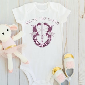Speciaal zoals Daddy Special Forces roze groene baret PNG-bestand DTF commercieel of persoonlijk gebruik