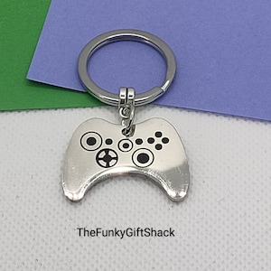 Game Controller Keychain, Personalised Gamer Keyring, Custom Keyring, Unique Gift, Gamer Gifts, Cute