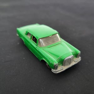 Zeldzame Matchbox Mercedes 300SE – Made in Bulgaria, retro verzamelauto, Super Rare, groene Mercedes, als cadeau, zeldzame metalen kar, tweedehands