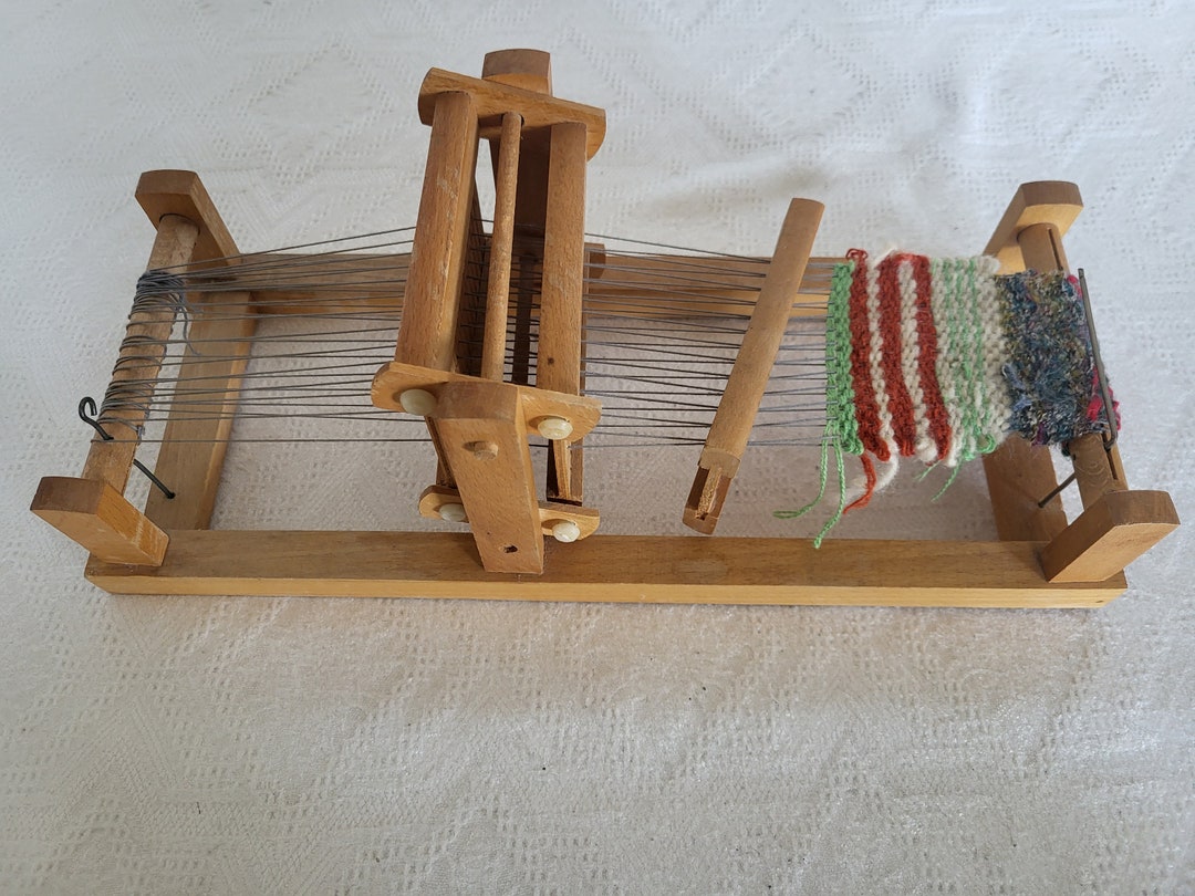 Vintage Tabletop Wooden Loom, Antique Small Loom, Hand Loom, Weaving Machine, Decorative Loom