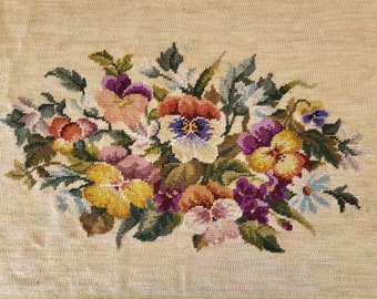 Antiker Wandteppich, 1960er Jahre, handgestickt, Blumen, Stickerei, Wandbehang, hergestellt in Bulgarien, Wandteppich, besticktes Bild, Wohndekoration,