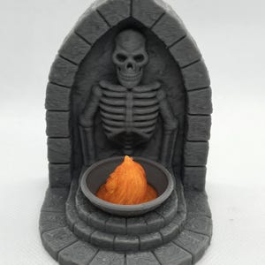 DRAGONLOCK Dungeon Flickering LED Skeleton Statue Brazier image 2