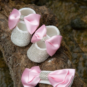 Personalized Newborn Baby Shoes / Luxury Baby Gift / Bling Shoes / Christmas Shoes / Baby Shower Gift / Bling Baby Booties / Brown Shoes
