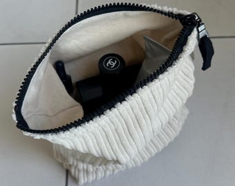 Luxury Cosmetic Bag, Velvet Makeup Bag, Travel Cosmetic Bag, Travel Toiletry Pouch, Cute Makeup Bag, Bride Makeup Bag, Bridesmaid Bag,