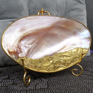 Jewelry Holder, Mother of Pearl Seashell Dish Copper Trim , Decorative Shell Dish, Mother Pearl Dish, Seashell Dish, Seashell Tray, Gifts