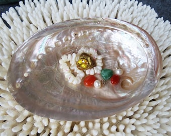 Engagement Gifts, Mother Of Pearl Jewelry Dish, Wedding Ring Dish, Gifts for Mom, Engagement Gifts for Her, Gift for Bride, Ring Holder Dish