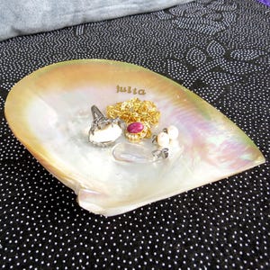 Jewelry Tray, Mother of Pearl Dish Seashell Dish, Personalized With Lettering Plate Shell Dish, Home Decor,  Caviar Serving Dish, Cake Tray