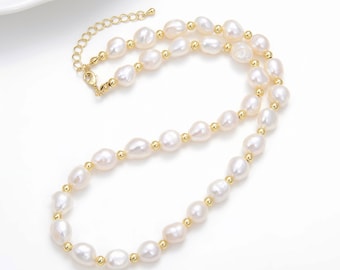 Natural freshwater pearl necklace