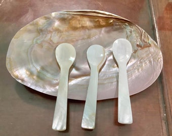 Custom Mother of Pearl Caviar Spoon, Tiny Caviar Spoon , Size 12cm , Personalized Spoon, Customized Caviar Spoon, Engraved Spoon
