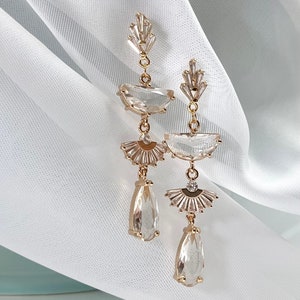 Gold Art Deco Bridal l Crystal Chandelier Earrings l Vintage Glam Wedding Jewelry l Boho Vintage Bride Dangles Statement Earrings