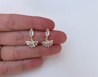 Art Deco Fan Earrings, Gold Bridal Earrings, Dainty Drop Earrings, Vintage Style Earrings, Bridesmaid Jewelry, Wedding Earrings for Bride