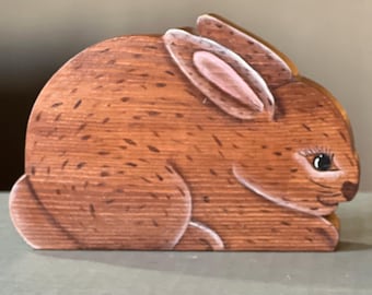 Houten konijn - geverfd bruin konijn