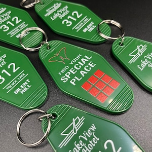 Silent Hill 2 -Inspired Retro Vintage Hotel Keychain | James Sunderland | Horror Game Key Tag | Silenthill | Video Game Charm | LakeView