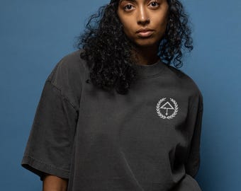 Space Laces Unisex Oversized Faded T-shirt – Embroidered