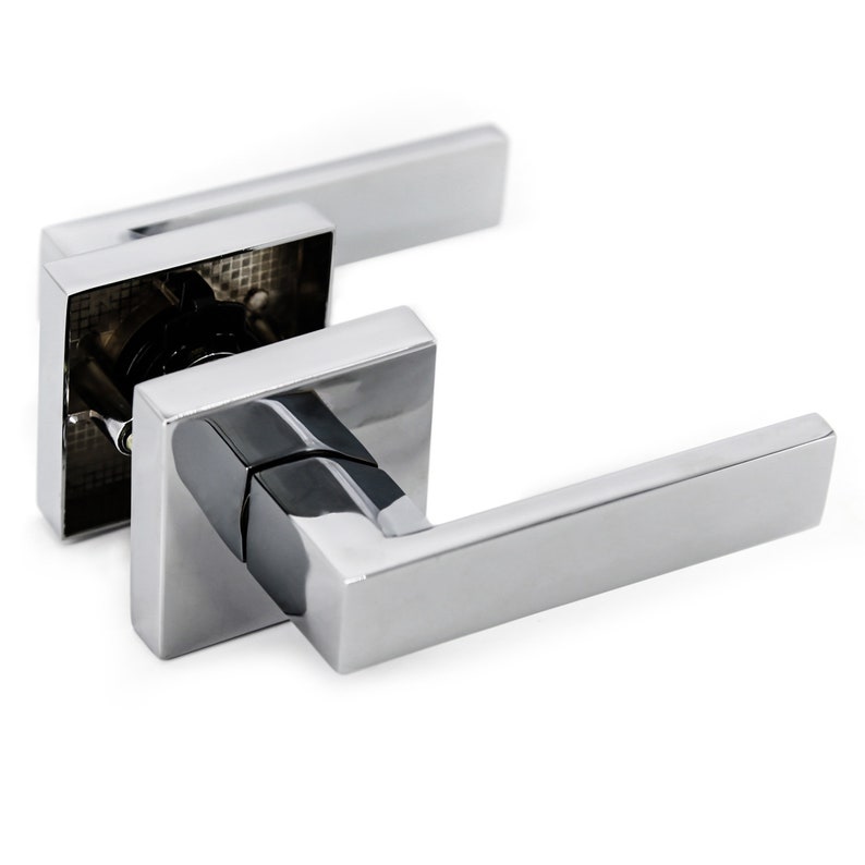 Villar Home Designs Door Lever Crown Chrome Passage image 5