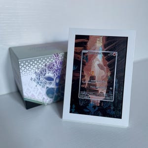 Cornice con grafica estesa della carta Charmander 168