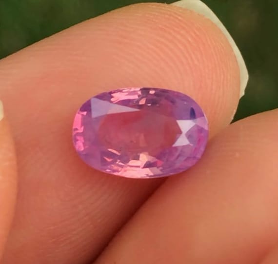 ベトナム、ルーク・イエン産、1.47カラットのバイカラーサファイア