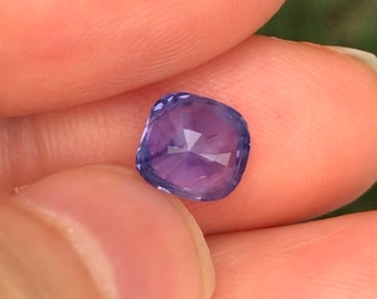 1.57カラット ブルー ミルキー サファイア ベトナム - Etsy 日本